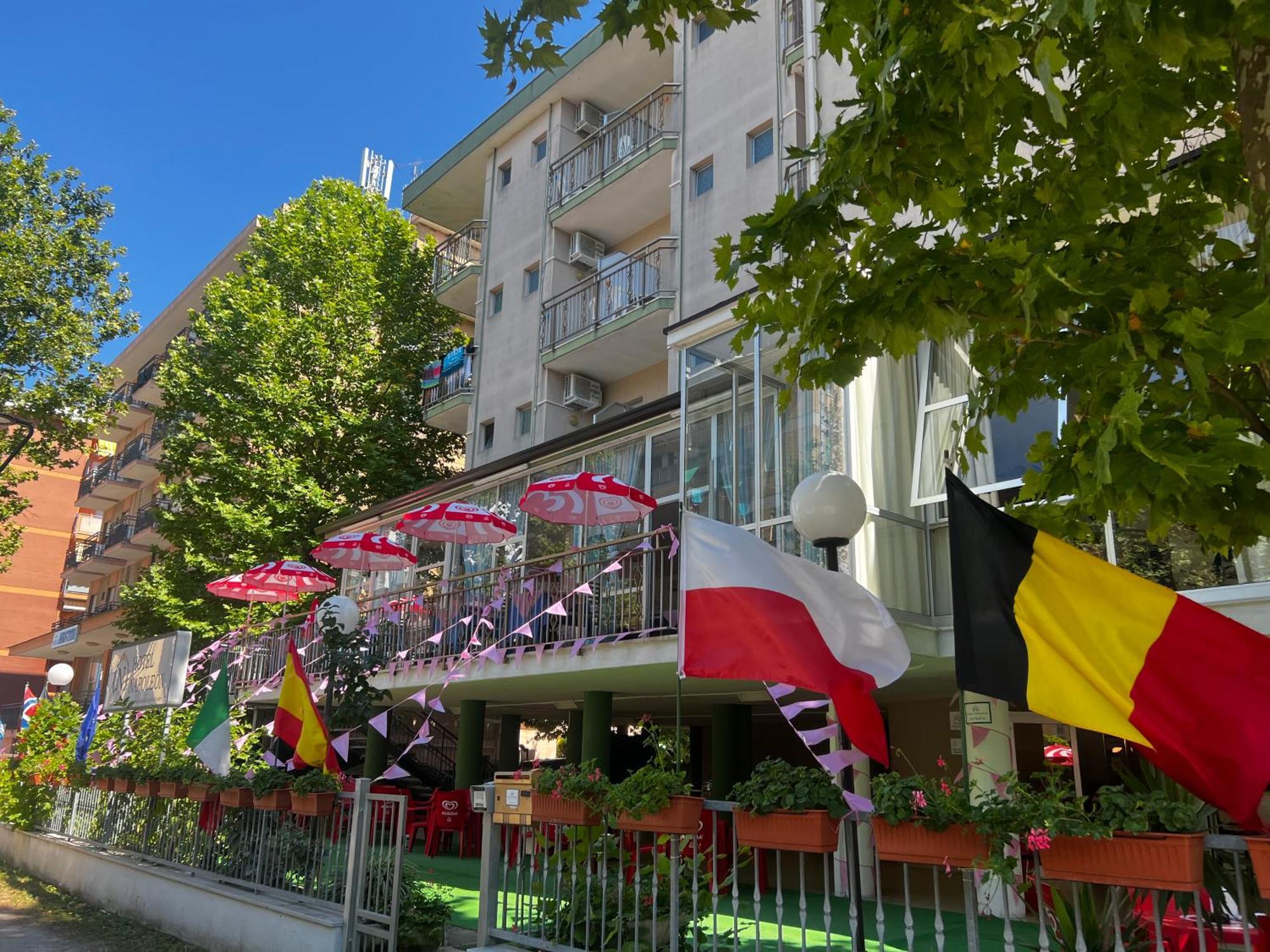Napoleon Hotel 3*